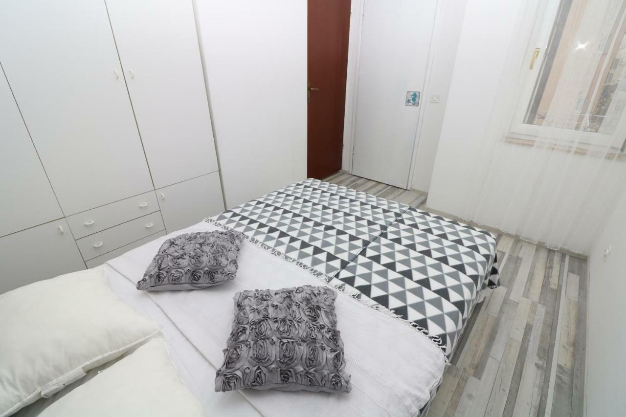 Apartment Corto Baška Eksteriør billede